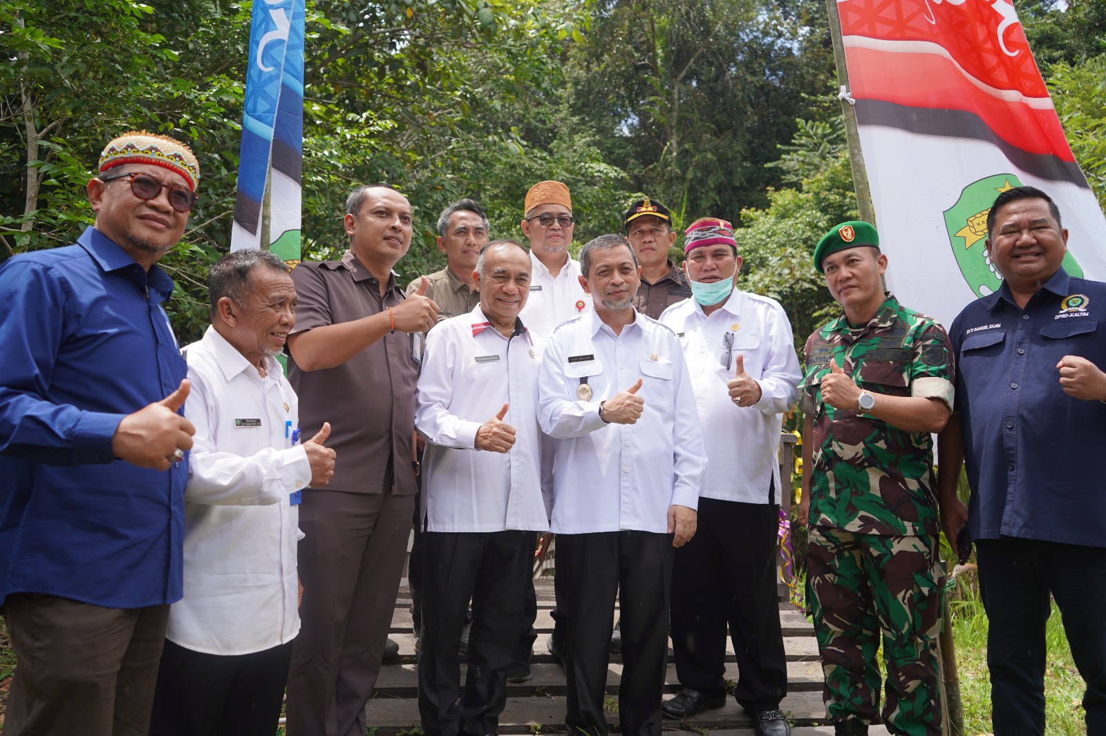 https://dishutkaltim.com/public/admin/images/gambar_berita/1678771012_WhatsApp Image 2023-03-14 at 13.16.35.jpeg